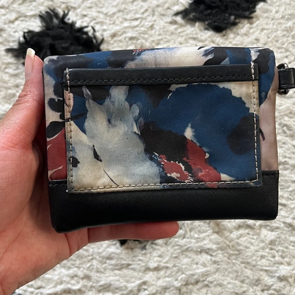 Tumi Stylish Blue and Multicolor Women's wallet